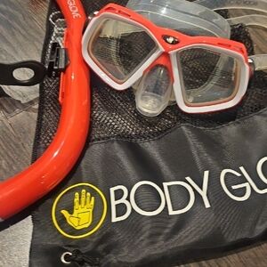 Body Glove Snorkeling Set One size red